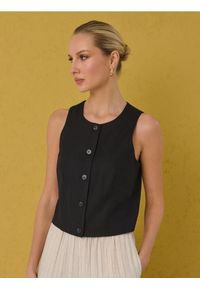 Sinsay - Kamizelka z domieszką lnu - czarny. Kolor: czarny. Materiał: len #1
