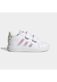 Adidas - Grand Court Lifestyle Court Hook and Loop Shoes. Kolor: biały, wielokolorowy. Materiał: materiał. Wzór: kolorowy. Sport: tenis