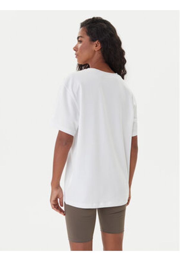GIRLFRIEND COLLECTIVE - Girlfriend Collective T-Shirt Reset 3039 Biały Relaxed Fit. Kolor: biały. Materiał: syntetyk