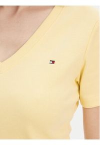 TOMMY HILFIGER - Tommy Hilfiger T-Shirt New Cody WW0WW40584 Żółty Slim Fit. Kolor: żółty. Materiał: bawełna #5