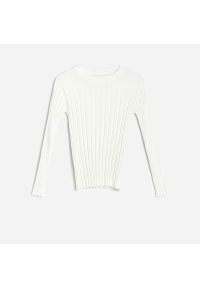 Reserved - Sweter w prążek - Kremowy. Kolor: kremowy. Wzór: prążki #1
