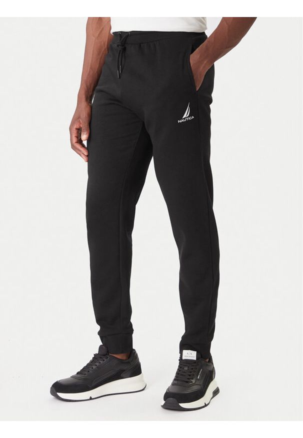 Nautica Spodnie dresowe Nampa N1T04063 Czarny Regular Fit. Kolor: czarny. Materiał: bawełna