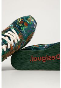 Desigual - Buty. Nosek buta: okrągły. Zapięcie: sznurówki. Kolor: zielony. Materiał: syntetyk, materiał, guma. Szerokość cholewki: normalna. Obcas: na obcasie. Wysokość obcasa: średni #3