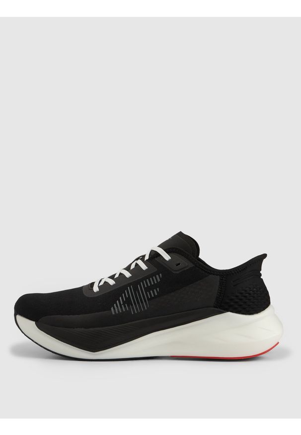 4f - 4F Buty do biegania FLOW RUN męskie - czarne 41. Kolor: czarny. Materiał: neopren, guma. Szerokość cholewki: normalna. Sport: bieganie