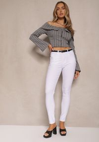 Renee - Białe Spodnie Typu Skinny z Bawełną High Waist Sepallia. Okazja: na co dzień. Stan: podwyższony. Kolor: biały. Materiał: bawełna. Sezon: lato, wiosna. Styl: sportowy, casual