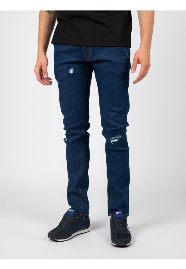 Guess Jeansy "Slim Tapered" | X1RA16D4P37 | Mężczyzna | Niebieski. Kolor: niebieski. Wzór: aplikacja, haft