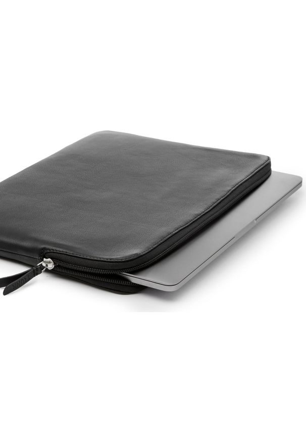 Etui Trunk Leather Sleeve do MacBook 16'' (black). Materiał: mikrofibra, skóra. Styl: biznesowy, elegancki