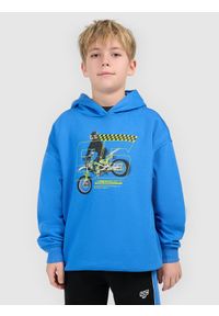 4f - 4F Bluza dresowa loose z kapturem chłopięca - niebieska 122/128 (6-8 lat). Okazja: na co dzień, na spacer, na uczelnię. Typ kołnierza: kaptur. Kolor: niebieski. Materiał: dresówka. Sezon: lato. Styl: klasyczny, casual #1