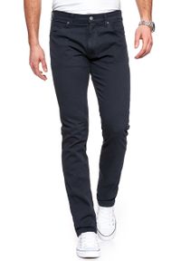 Wrangler - WRANGLER SPODNIE MĘSKIE LARSTON NAVY WASHED W18SHD49I. Materiał: materiał