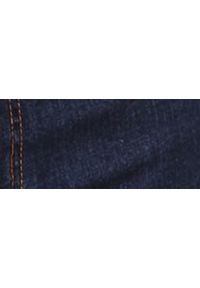 TOP SECRET - Spodnie damskie jeansowe push up. Okazja: do pracy, na co dzień. Stan: podwyższony. Kolor: niebieski. Materiał: jeans. Długość: długie. Sezon: jesień. Styl: casual #6