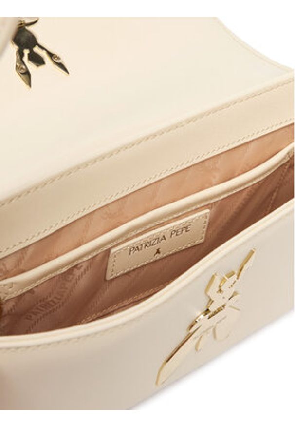 Patrizia Pepe Torebka 8B0231/L061 Écru. Materiał: lakierowane, skórzane
