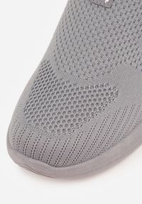 Born2be - Szare Wsuwane Buty Sportowe Sneakersy z Siateczkową Cholewką Luthro. Okazja: na co dzień. Zapięcie: bez zapięcia. Kolor: szary. Materiał: jeans. Szerokość cholewki: normalna #3