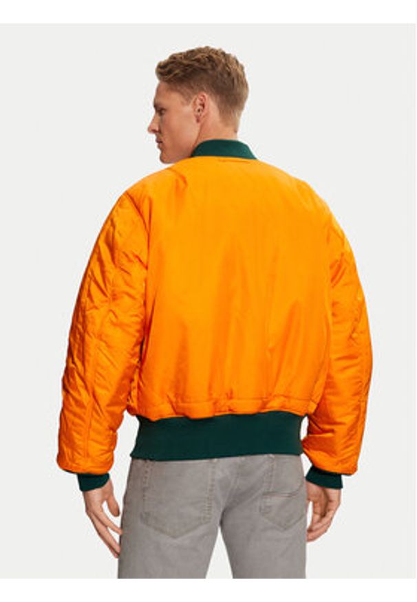 Alpha Industries Kurtka bomber 100101 Zielony Regular Fit. Kolor: zielony. Materiał: syntetyk