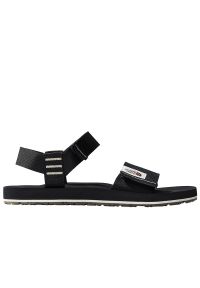 Sandały The North Face Skeena 0A46BFLQ61 - czarne. Zapięcie: rzepy. Kolor: czarny. Materiał: nylon, materiał, guma. Wzór: paski. Sezon: lato. Styl: wakacyjny, sportowy #1