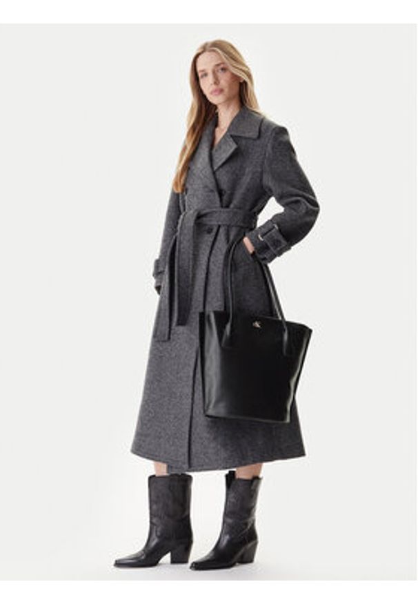 Calvin Klein Torebka LV04F3168G Czarny. Kolor: czarny. Materiał: skórzane