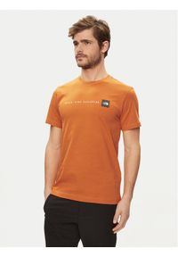 The North Face T-Shirt Never Stop NF0A87NS Pomarańczowy Regular Fit. Kolor: pomarańczowy. Materiał: bawełna #1