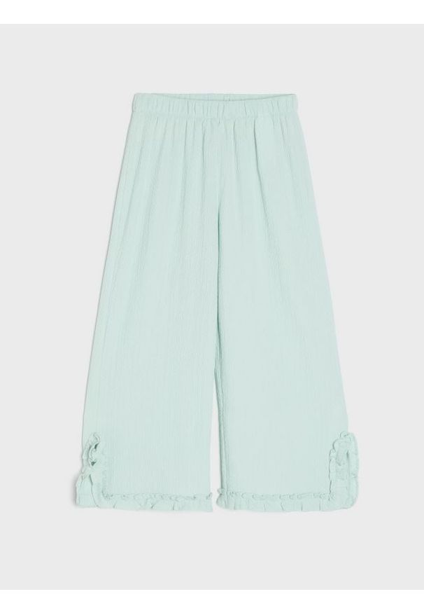 Sinsay - Spodnie tkaninowe z ozdobną falbanką - zielony. Kolor: zielony
