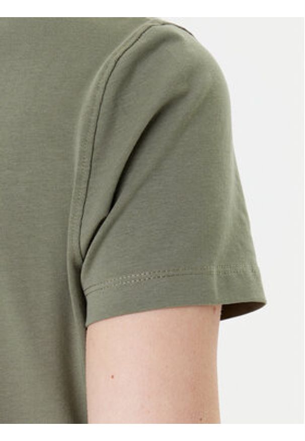 Guess T-Shirt W5YI05 J1314 Khaki Regular Fit. Kolor: brązowy. Materiał: bawełna