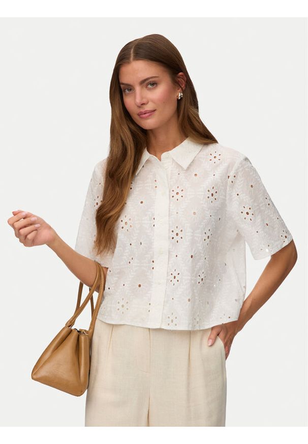 Vero Moda Koszula Eliza 10342754 Biały Regular Fit. Kolor: biały. Materiał: bawełna