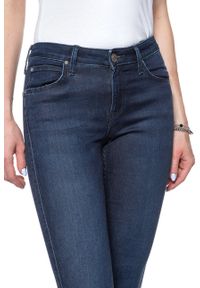 Lee - SPODNIE DAMSKIE LEE SCARLETT CROPPED POLISHED INDIGO L30CRKKD