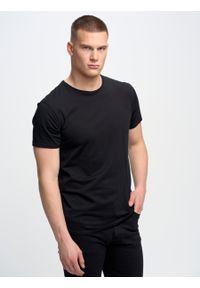 Big-Star - Koszulka męska bawełniana czarna Basic 906. Kolor: czarny. Materiał: bawełna. Wzór: gładki. Sezon: zima. Styl: klasyczny #6