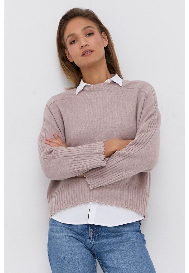 AllSaints Sweter damski kolor różowy. Kolor: różowy. Materiał: kaszmir. Długość rękawa: raglanowy rękaw
