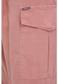 Pepe Jeans spodnie Jynx damskie kolor różowy fason cargo high waist. Okazja: na co dzień. Stan: podwyższony. Kolor: różowy. Materiał: tkanina. Styl: casual #2