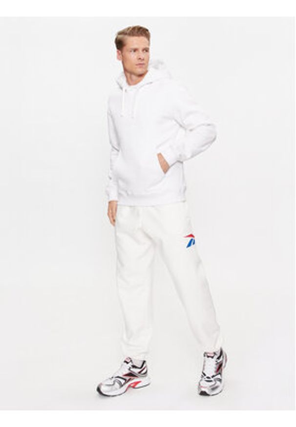 Reebok Spodnie dresowe Classics Brand Proud HY7158 Biały Regular Fit. Kolor: biały. Materiał: bawełna