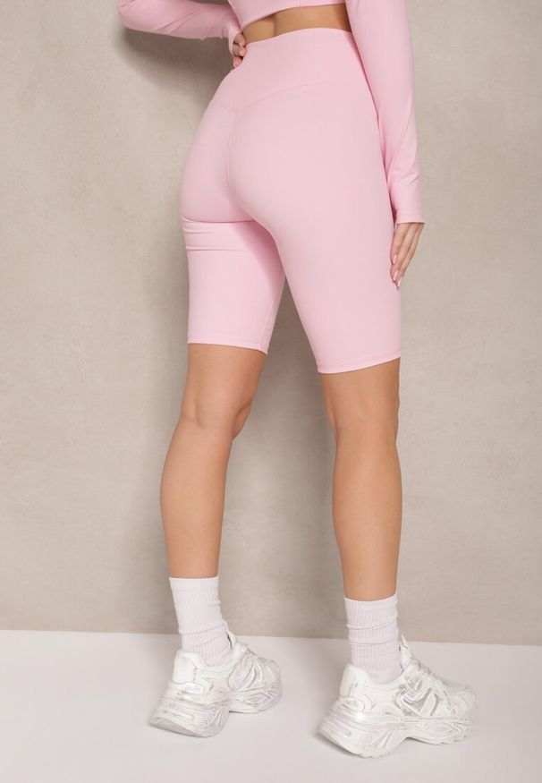 Renee - Jasnoróżowe Szorty Kolarki High Waist Basalla. Okazja: na co dzień. Stan: podwyższony. Kolor: różowy. Sezon: lato. Styl: casual