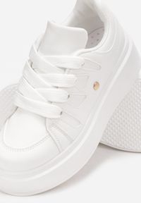 Renee - Białe Sneakersy na Grubej Podeszwie przed Kostkę Alisis. Wysokość cholewki: przed kostkę. Kolor: biały #2