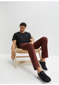 bonprix - T-shirt (3 szt.). Kolor: biały. Wzór: haft