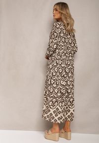 Renee - Brązowo-Beżowa Koszulowa Sukienka Ozdobiona Ornamentalnym Printem Crypta. Kolor: brązowy. Materiał: tkanina. Wzór: nadruk, aplikacja. Typ sukienki: koszulowe