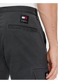 Tommy Jeans Spodnie materiałowe Tjm Austin Cargo DM0DM18341 Szary Regular Fit. Kolor: szary. Materiał: bawełna #6