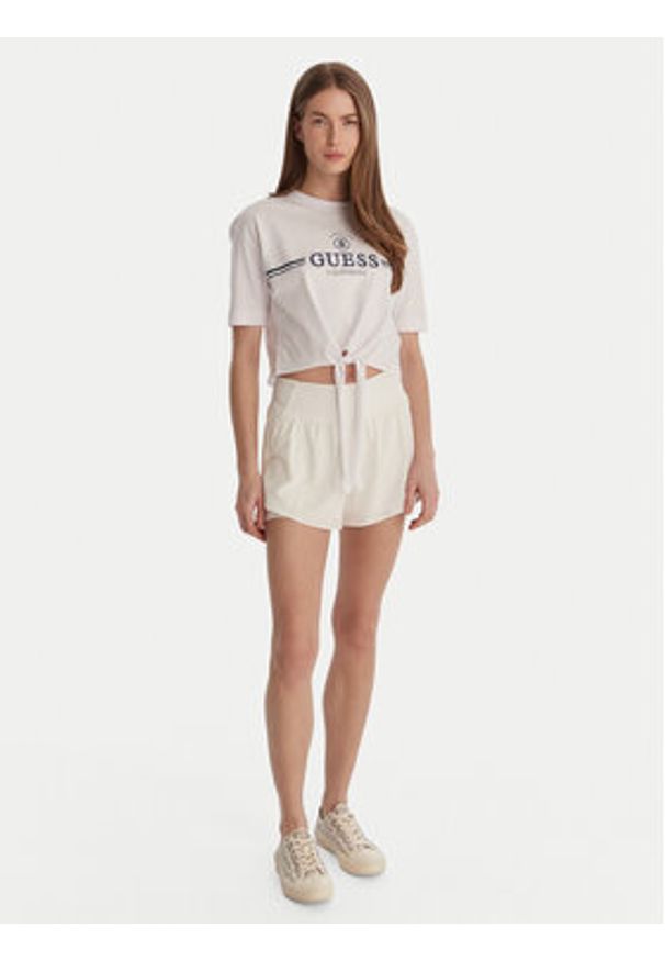 Guess T-Shirt V6GI20 K3509 Biały Regular Fit. Kolor: biały. Materiał: bawełna