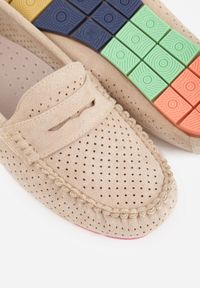 Born2be - Beżowe Ażurowe Mokasyny ze Skórzaną Wkładką Ozdobione Przeszyciami Sylilise. Okazja: na co dzień. Kolor: beżowy. Materiał: skóra. Wzór: ażurowy, aplikacja. Styl: casual, klasyczny #7