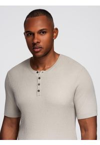 Ombre Clothing - Męski t-shirt dzianinowy z guzikami przy dekolcie – jasnoszary V3 - Rozmiar: XL. Okazja: na co dzień. Kolor: szary. Materiał: dzianina. Wzór: paski. Styl: casual, elegancki #7