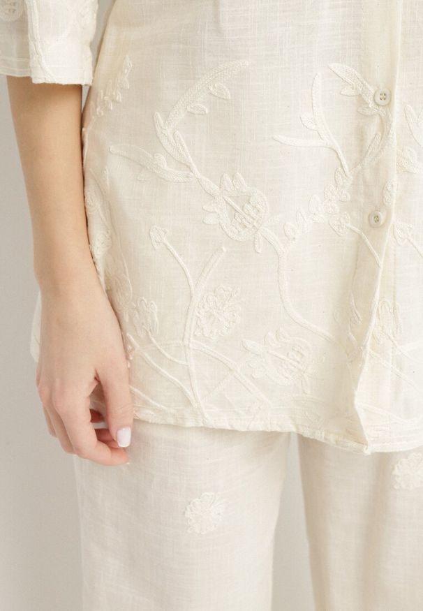 Born2be - Jasnobeżowy Bawełniany Komplet Koszula i Szerokie Spodnie Divarea. Kolor: beżowy. Materiał: bawełna. Wzór: aplikacja