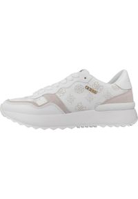 Guess - Kapcie GUESS LEL12 Biały. Kolor: biały. Materiał: tkanina, skóra. Styl: sportowy