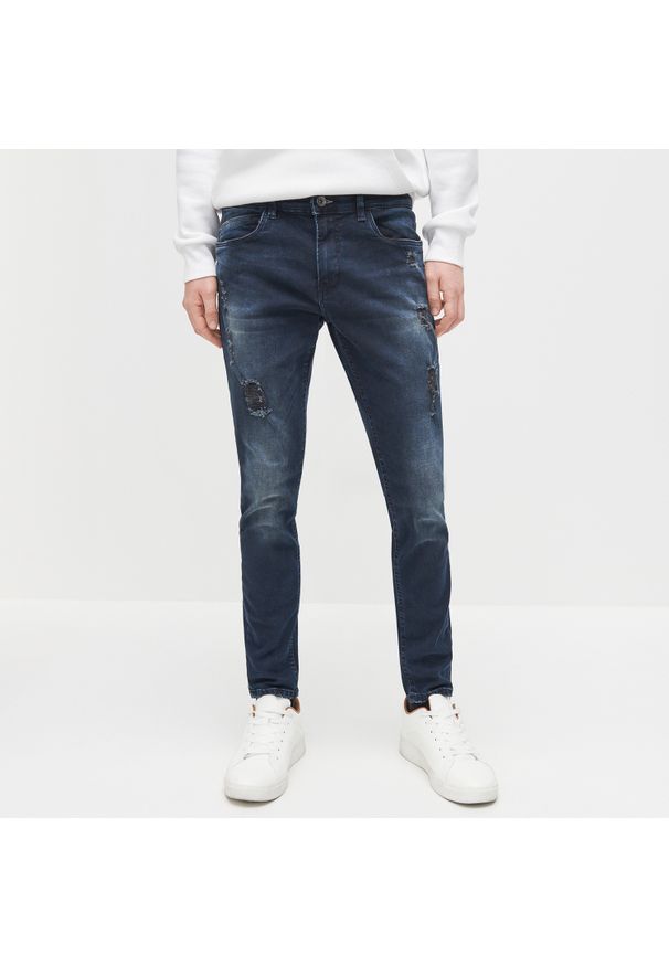 Reserved - Spodnie jeansowe skinny - Granatowy. Kolor: niebieski. Materiał: jeans