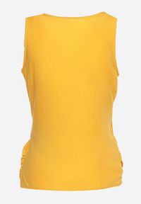 Born2be - Żółty Top Koszulka bez Rękawów z Marszczeniem Zapinana na Zamek Błyskawiczny Cloedie. Okazja: na co dzień. Kolor: żółty. Materiał: jeans. Długość rękawa: bez rękawów. Styl: casual, elegancki #5