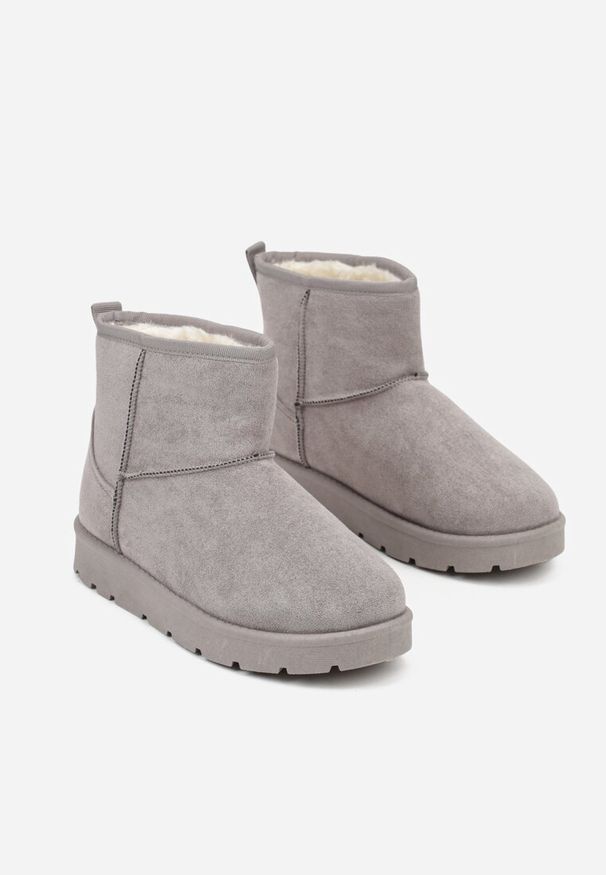 Born2be - Szare Wsuwane Śniegowce do Kostki z Imitacji Zamszu Atuvitta. Okazja: na co dzień. Zapięcie: bez zapięcia. Kolor: szary. Materiał: zamsz. Styl: casual