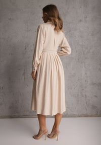 Renee - Beżowa Sukienka Rozkloszowana z Wiskozy o Koszulowym Kroju z Paskiem Anteis. Kolor: beżowy. Materiał: wiskoza. Wzór: aplikacja. Typ sukienki: koszulowe. Styl: elegancki #8