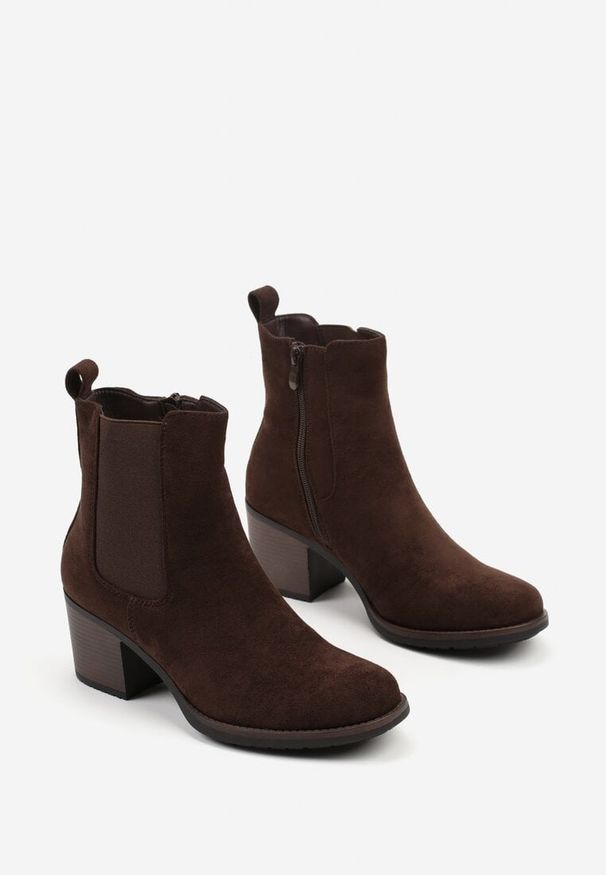 Born2be - Brązowe Botki na Obcasie Typu Sztyblety Candria. Okazja: na co dzień. Kolor: brązowy. Materiał: jeans. Wzór: aplikacja. Obcas: na obcasie. Styl: elegancki, casual, klasyczny. Wysokość obcasa: średni