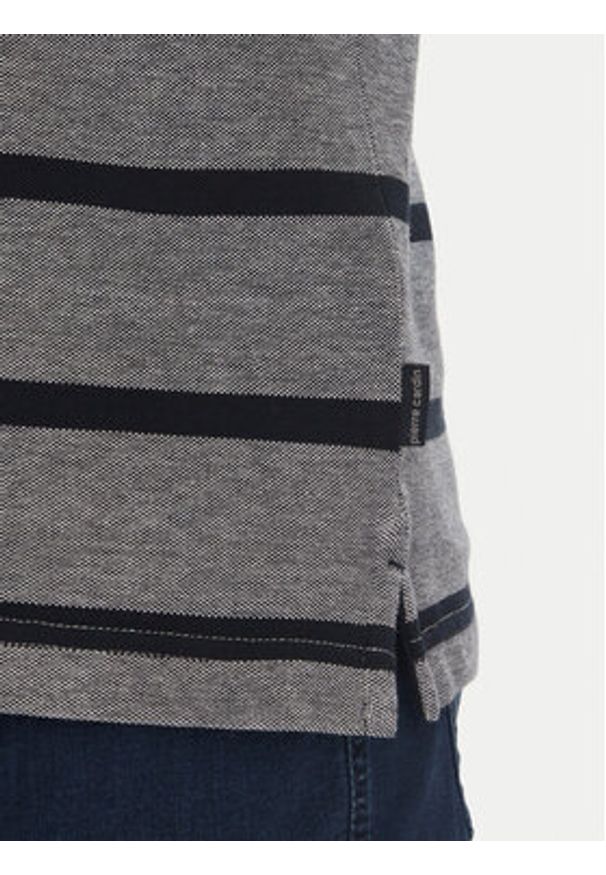 Pierre Cardin Polo C5 21414.2115 Granatowy Slim Fit. Typ kołnierza: polo. Kolor: niebieski. Materiał: bawełna