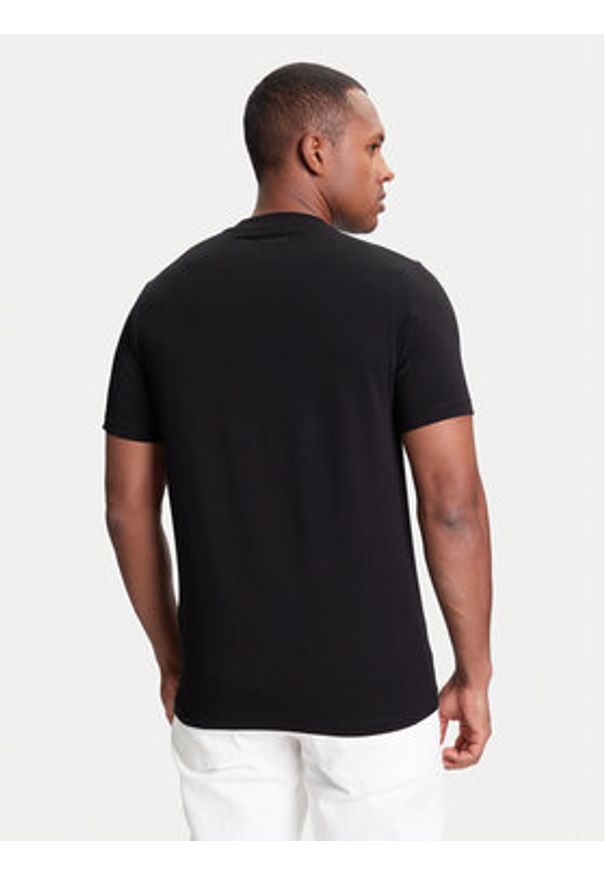 Karl Lagerfeld - KARL LAGERFELD T-Shirt 755046 553235 Czarny Regular Fit. Typ kołnierza: dekolt w karo. Kolor: czarny. Materiał: bawełna