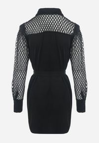 Born2be - Czarna Koszulowa Mini Sukienka z Materiałowym Paskiem i Siateczką w Górnej Części Gudris. Kolor: czarny. Materiał: materiał. Typ sukienki: koszulowe. Długość: mini #6
