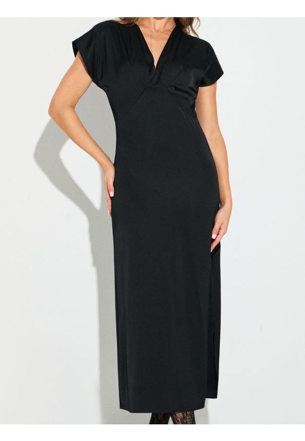Sinsay - Sukienka maxi z rozcięciem z domieszką wiskozy - czarny. Kolor: czarny. Materiał: wiskoza. Długość: maxi