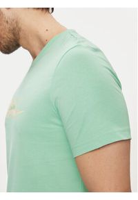 Calvin Klein T-Shirt Brush Logo K10K113113 Zielony Regular Fit. Kolor: zielony. Materiał: bawełna