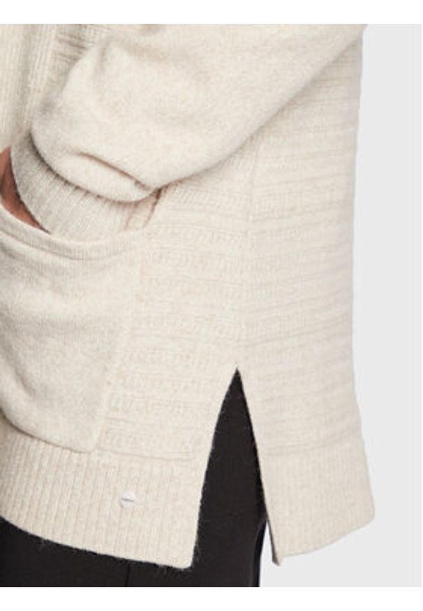 Olsen Kardigan Henny 11003864 Écru Regular Fit. Materiał: wiskoza