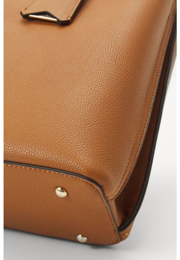 Guess - GUESS Brązowa shopperka damska Meridian Girlfriend. Kolor: brązowy. Materiał: skórzane. Styl: elegancki, casual